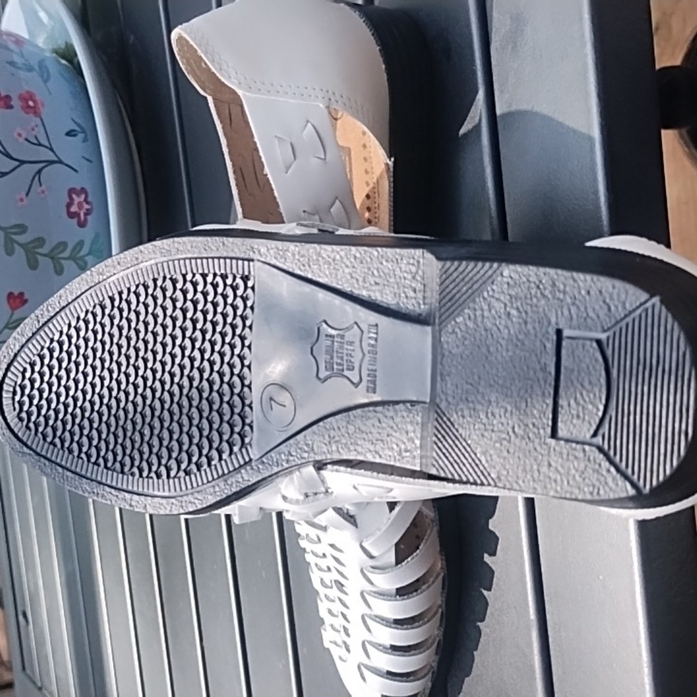 Predictions White Woven Flats - Picture 6 of 6